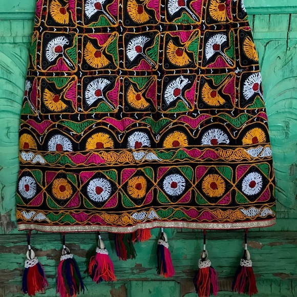 Black Indie Tassel Skirt - Picture 3 of 7